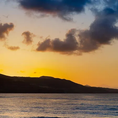 Canteras 1º Linea De Playa