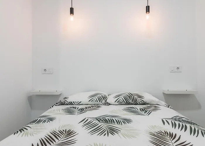 Canteras 1º Linea De Playa