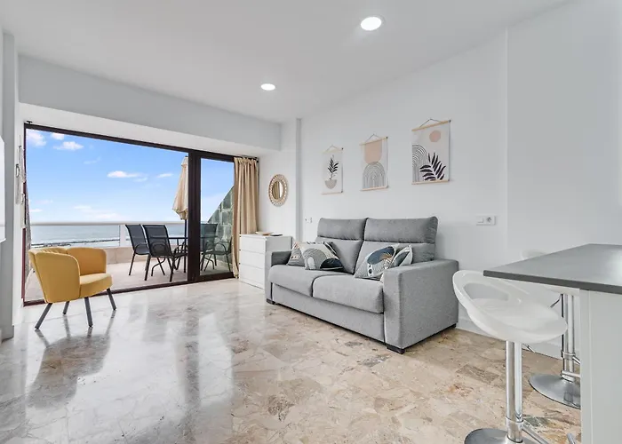 Canteras 1º Linea De Playa